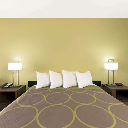 Super 8 By Wyndham Colorado City Extérieur photo