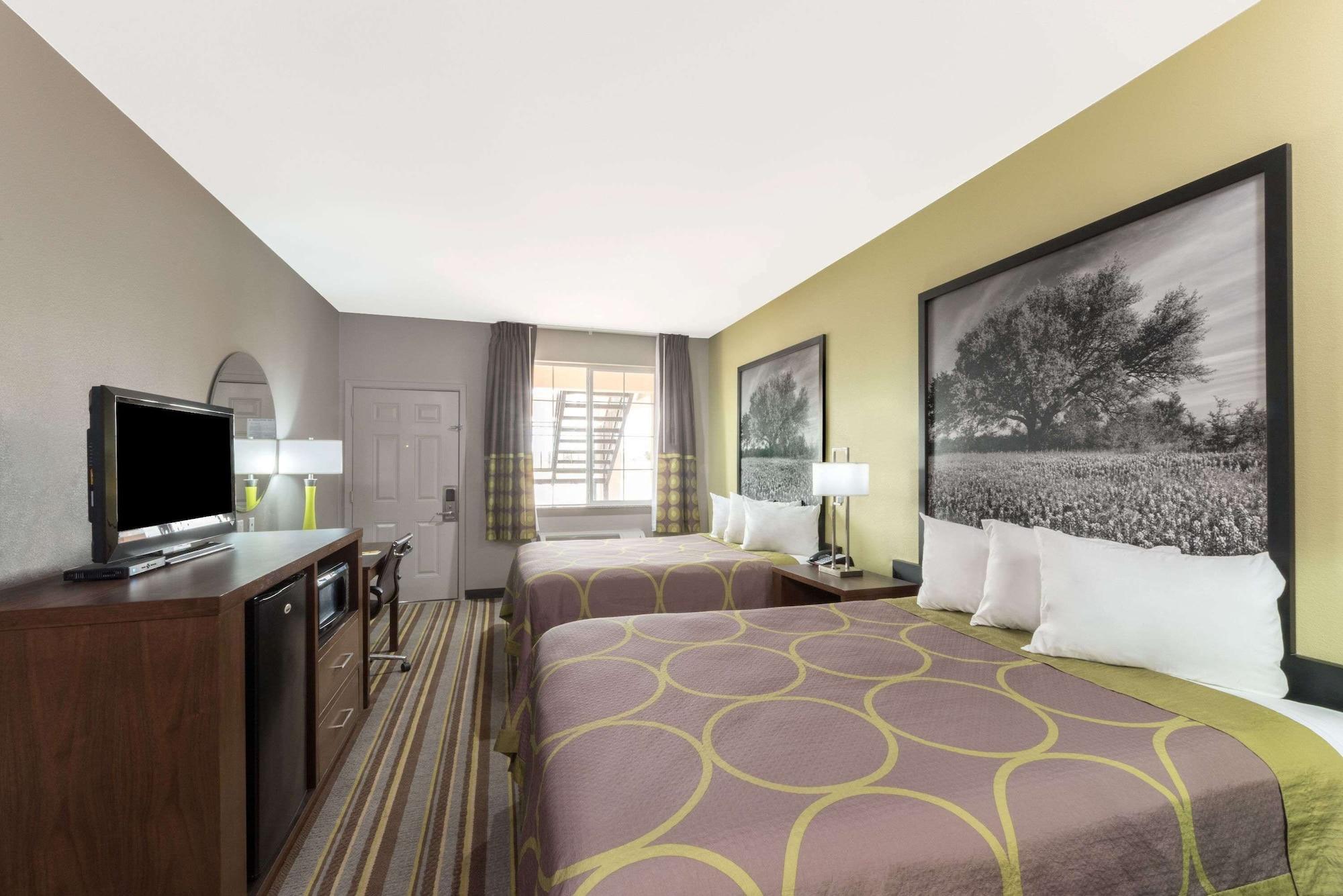 Super 8 By Wyndham Colorado City Extérieur photo